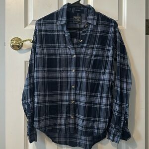 Abercrombie & Fitch boyfriend blue plaid flannel - size small